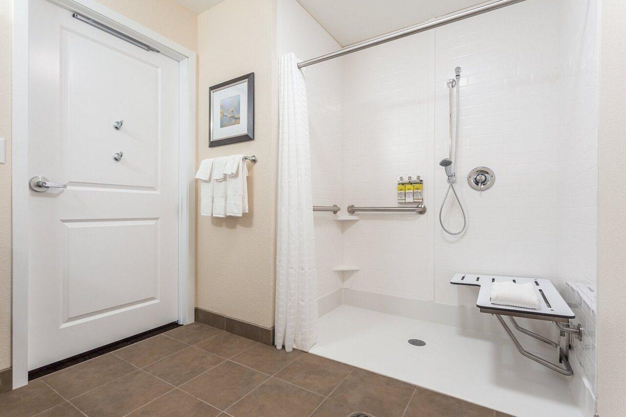 Candlewood Suites Eau Claire I-94 By Ihg Exteriör bild